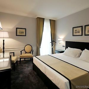 Chambre Exécutive Lit King-Size